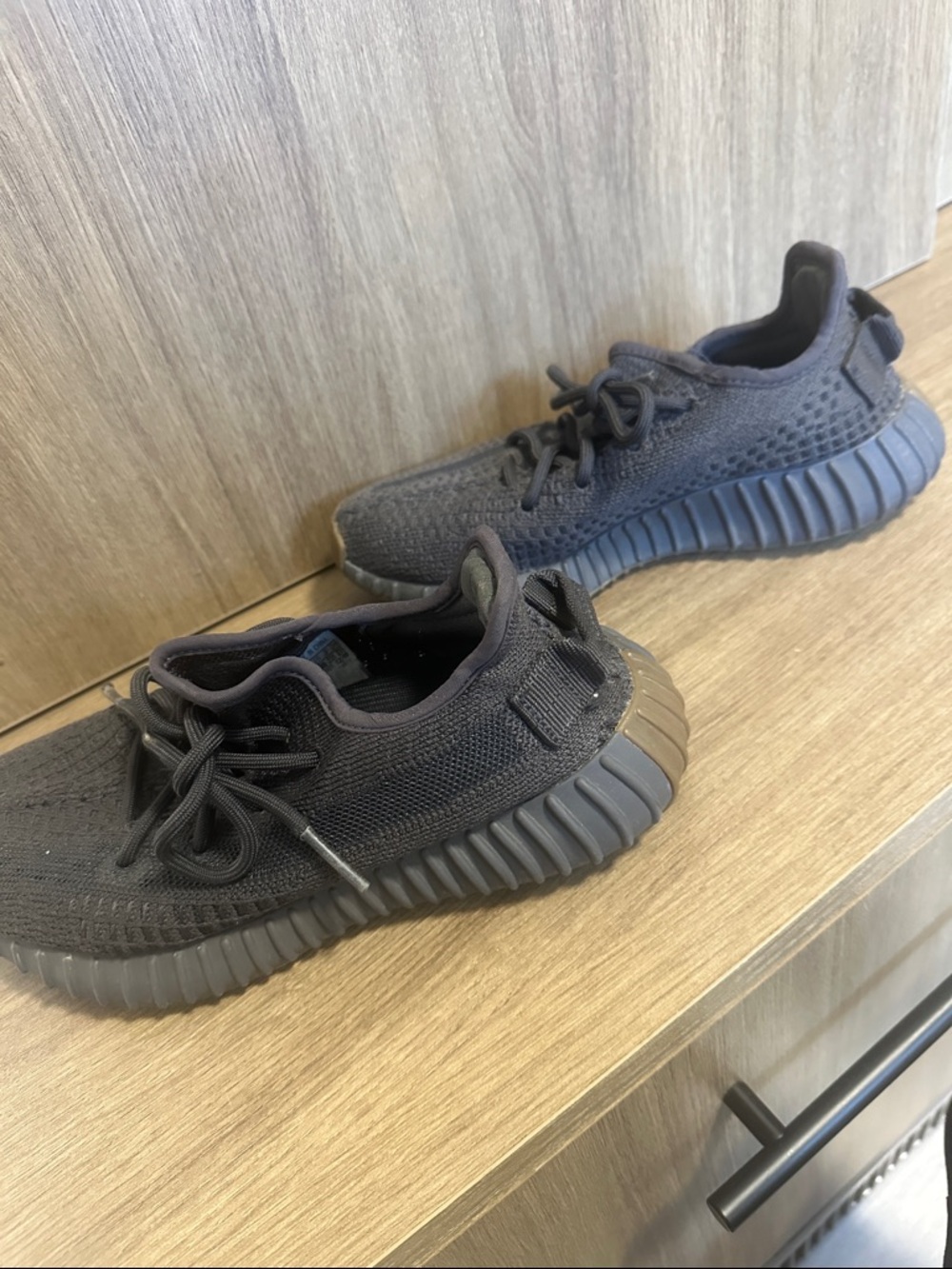 Yeezy Athletic Shoes Black/Grey Knit Sneakers
